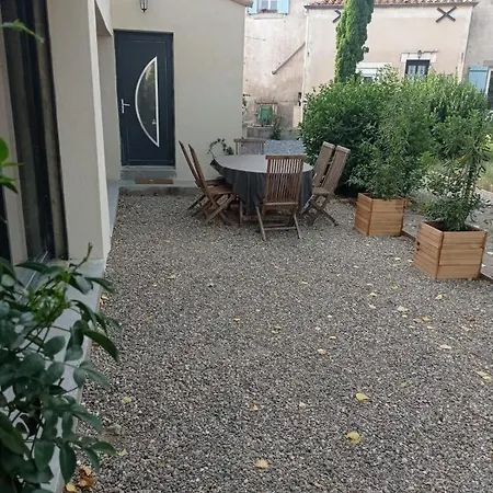 بيت للعطل Canal Du Midi Ouveillan